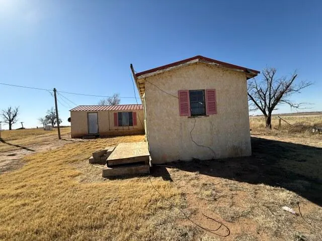 Photo 16 — 1112 County Road Y, Plainview, TX 79072