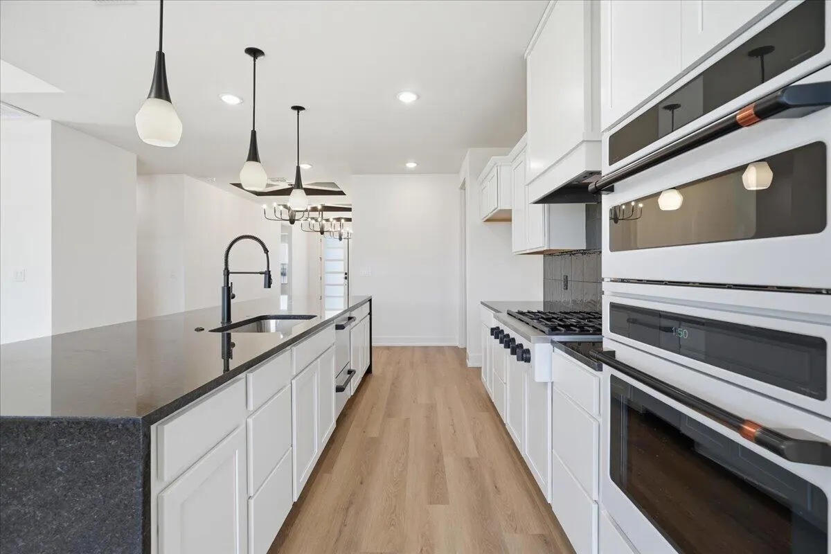 Photo 16 — 4417 Ridgely Avenue, Lubbock, TX 79407