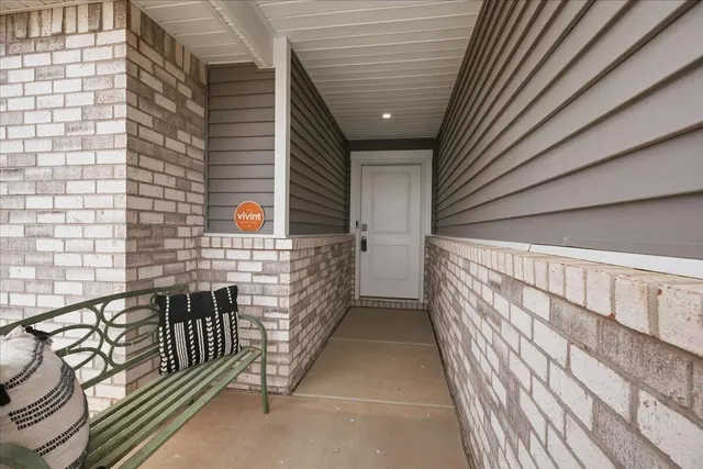 Photo 3 — 7529 33rd Place, Lubbock, TX 79407