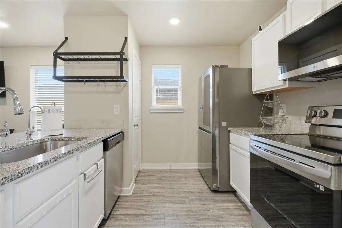 Photo 13 — 7529 33rd Place, Lubbock, TX 79407