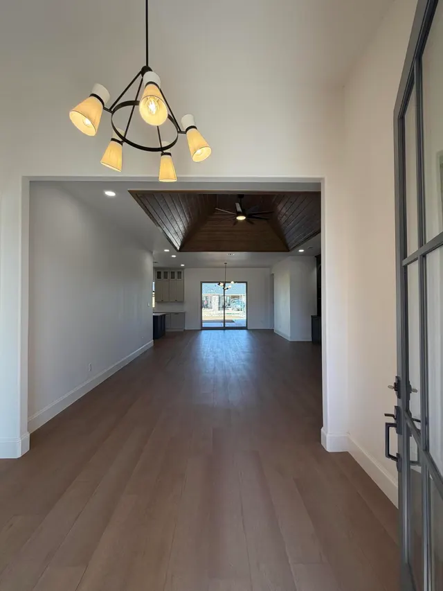 Photo 3 — 13804 Utica Avenue, Lubbock, TX 79424