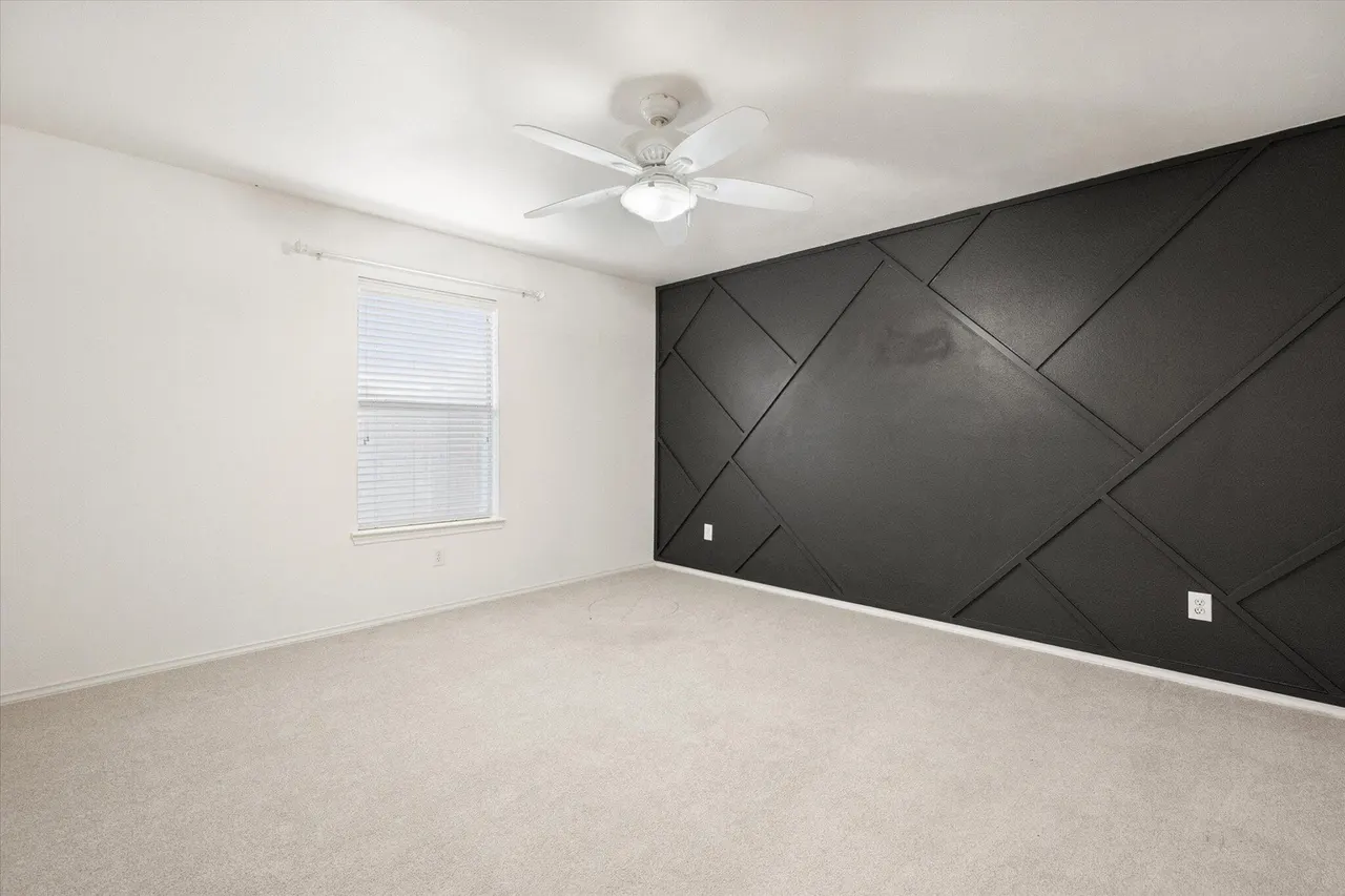 Photo 7 — 6104 Duke Street, Lubbock, TX 79416