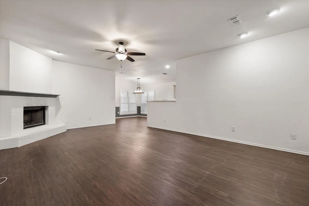 Photo 8 — 6104 Duke Street, Lubbock, TX 79416