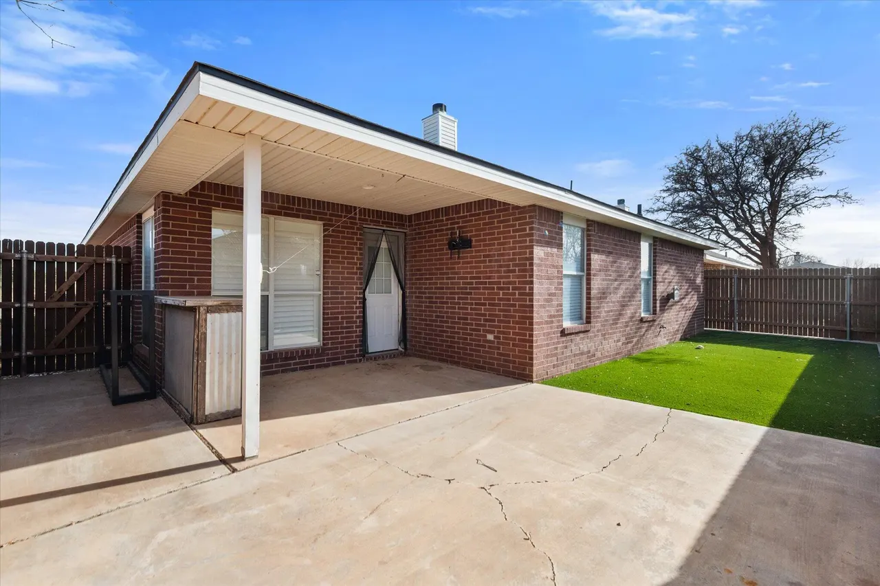 Photo 27 — 6104 Duke Street, Lubbock, TX 79416