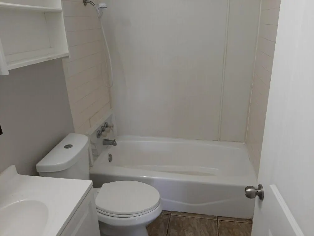 Photo 2 — 2403 E 5th Street, Lubbock, TX 79403