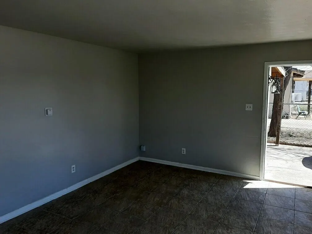 Photo 7 — 2403 E 5th Street, Lubbock, TX 79403