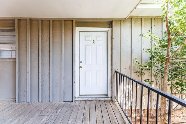 Photo 6 — 3201 35th Street 8, Lubbock, TX 79413