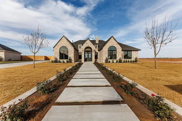 Photo 2 — 15005 Canton Avenue, Lubbock, TX 79423