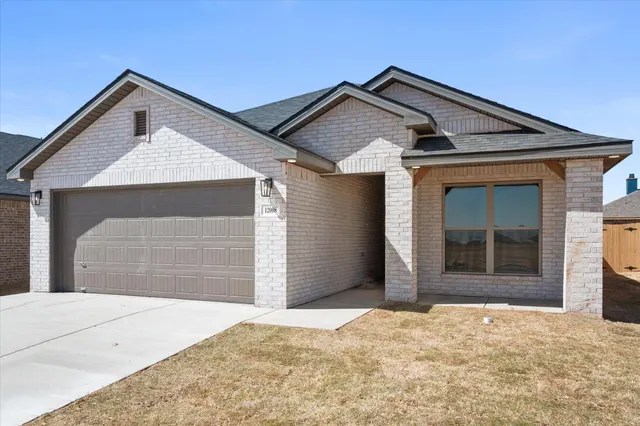 Photo 3 — 12008 Iola Drive, Lubbock, TX 79424