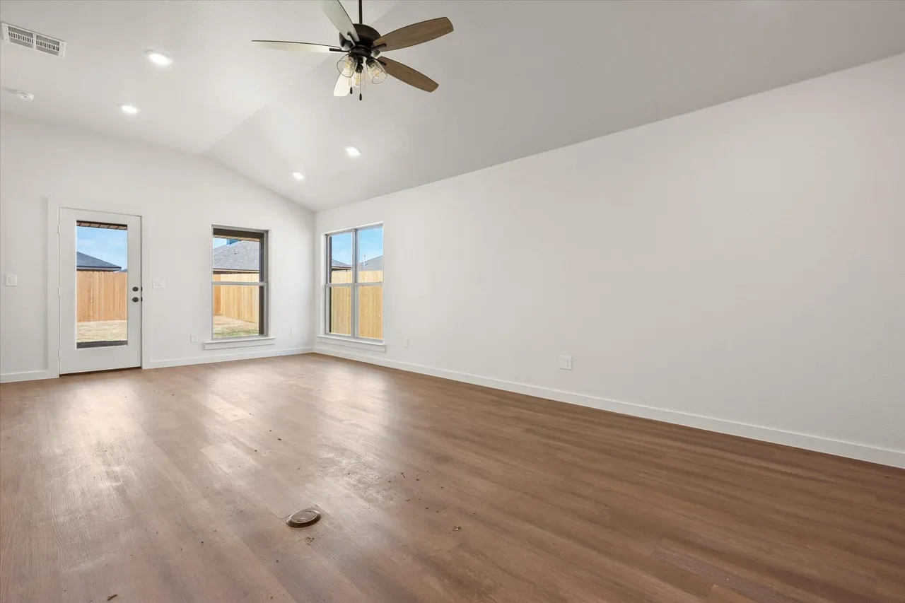 Photo 9 — 12008 Iola Drive, Lubbock, TX 79424
