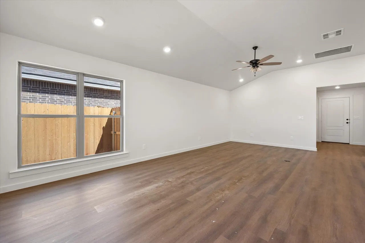 Photo 11 — 12008 Iola Drive, Lubbock, TX 79424