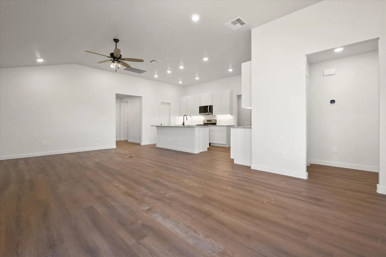Photo 12 — 12008 Iola Drive, Lubbock, TX 79424