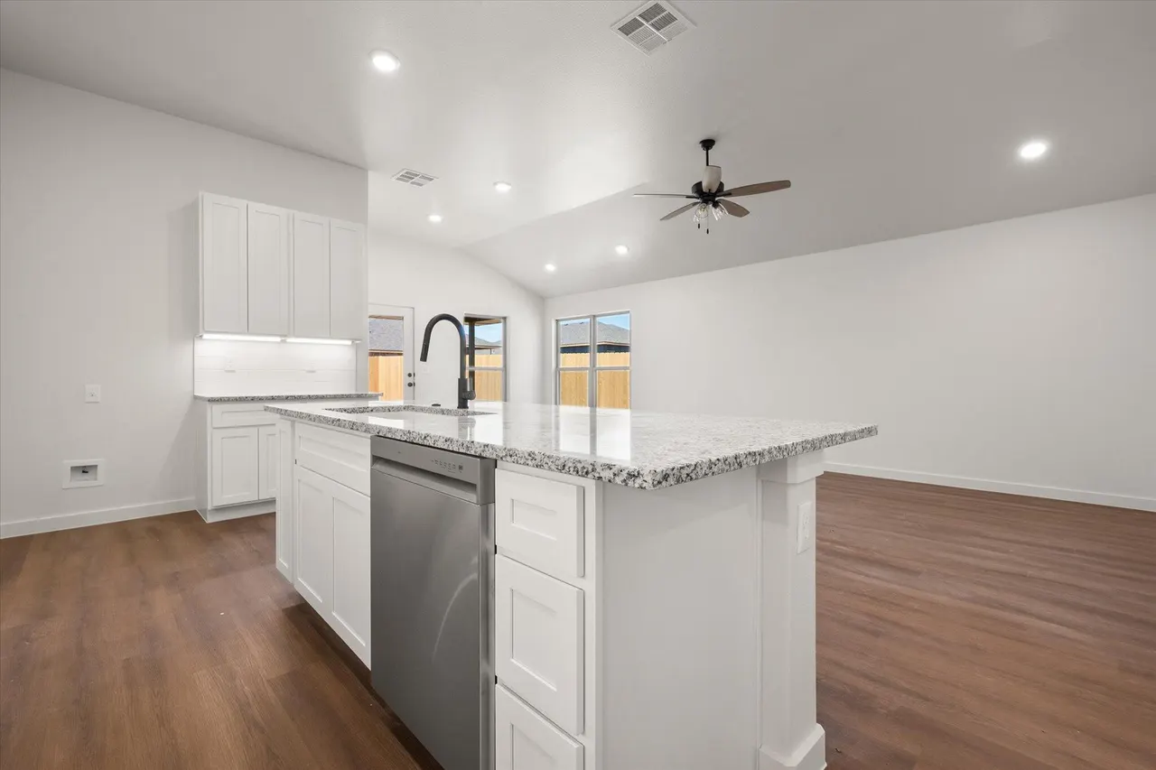 Photo 14 — 12008 Iola Drive, Lubbock, TX 79424