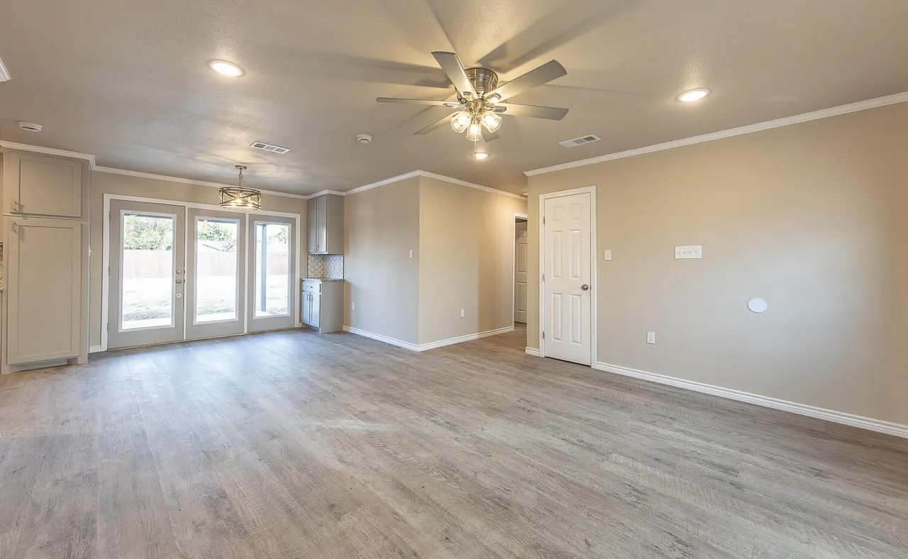 Photo 4 — 2627 Parkway Drive, Lubbock, TX 79403