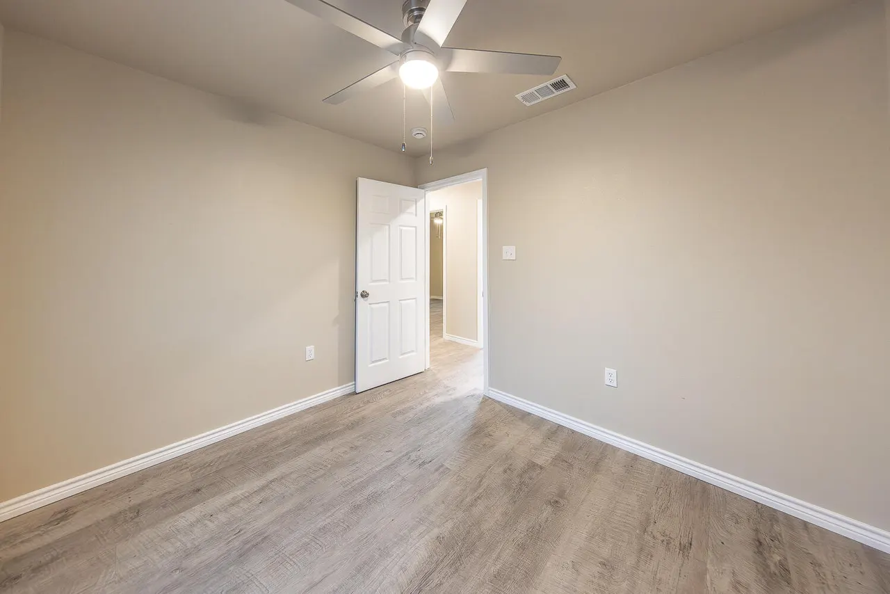 Photo 13 — 2627 Parkway Drive, Lubbock, TX 79403