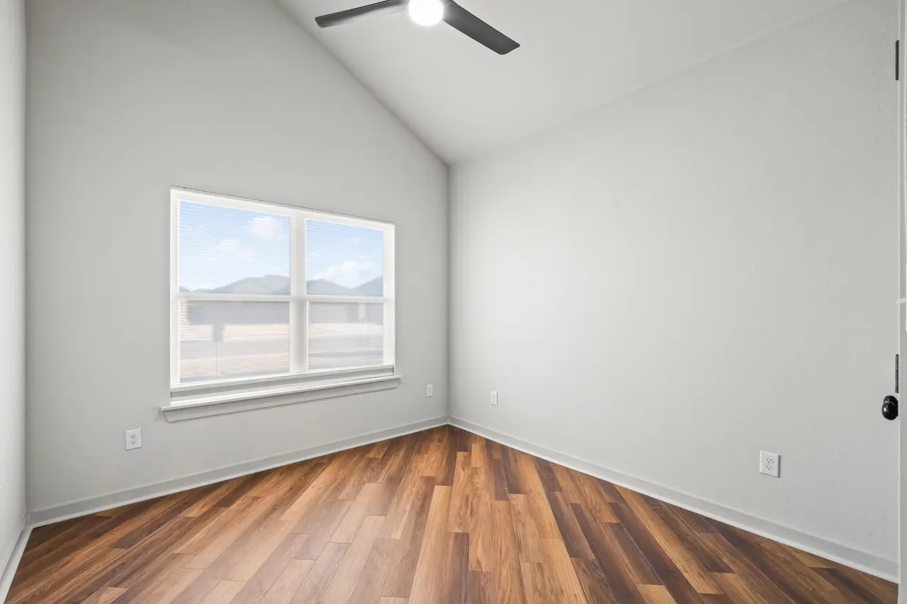Photo 14 — 6905 13th Street, Lubbock, TX 79416