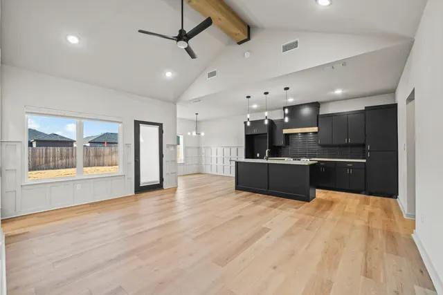 Photo 2 — 6905 13th Street, Lubbock, TX 79416