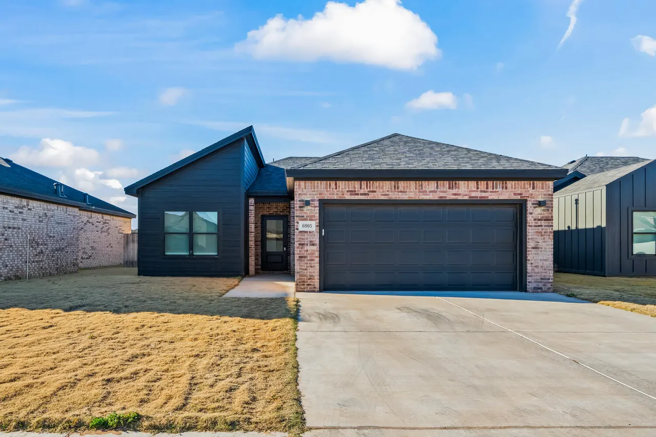 Front exterior — 6905 13th Street, Lubbock, TX 79416