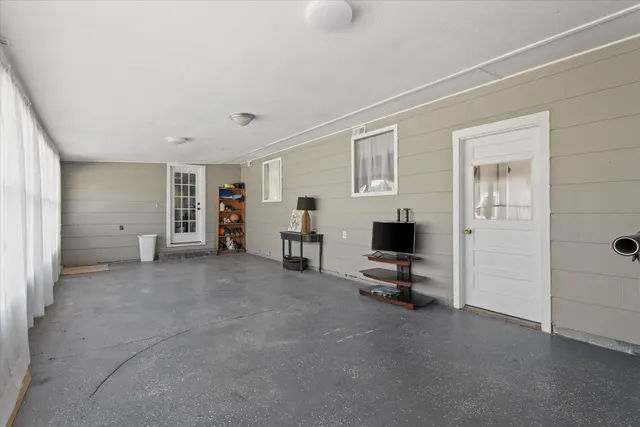 Photo 6 — 603 3rd Street, Plains, TX 79355