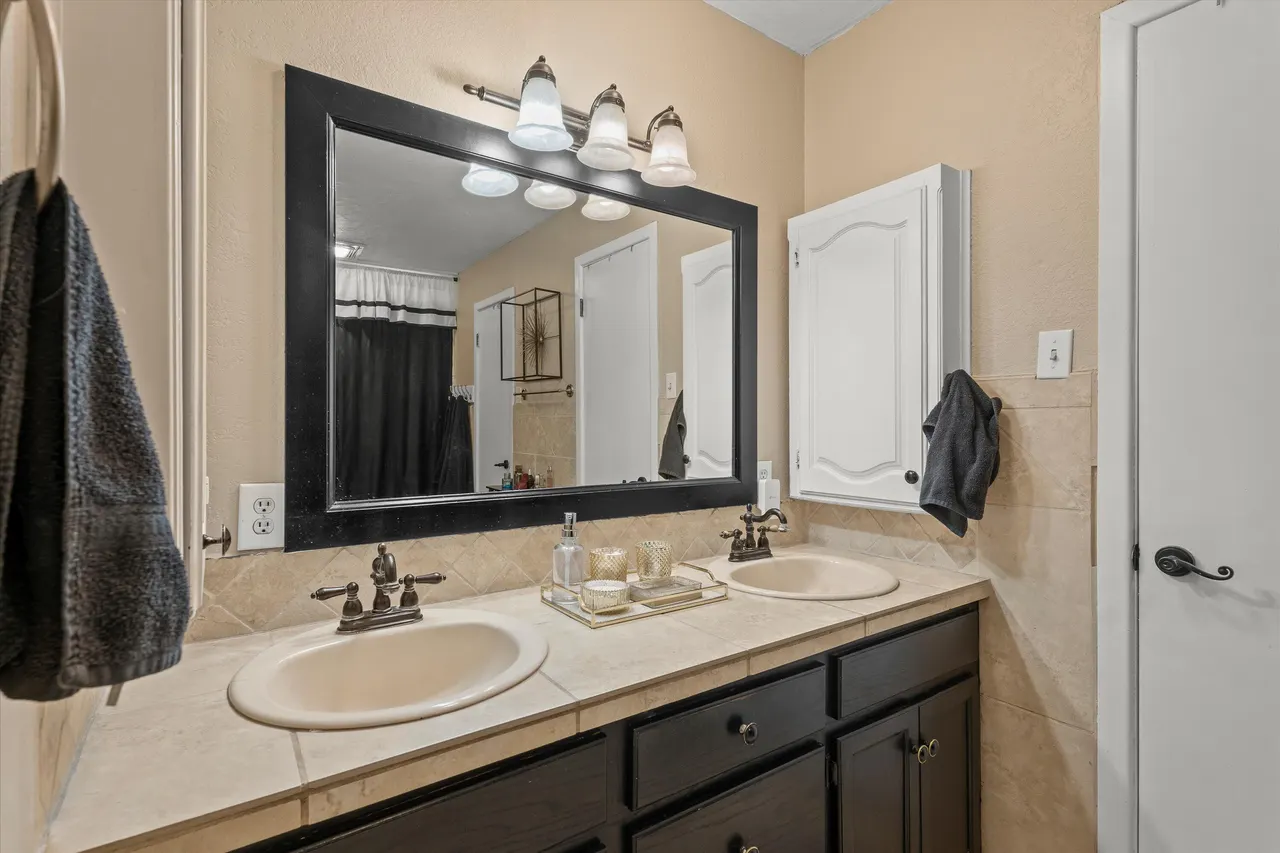 Photo 32 — 603 3rd Street, Plains, TX 79355
