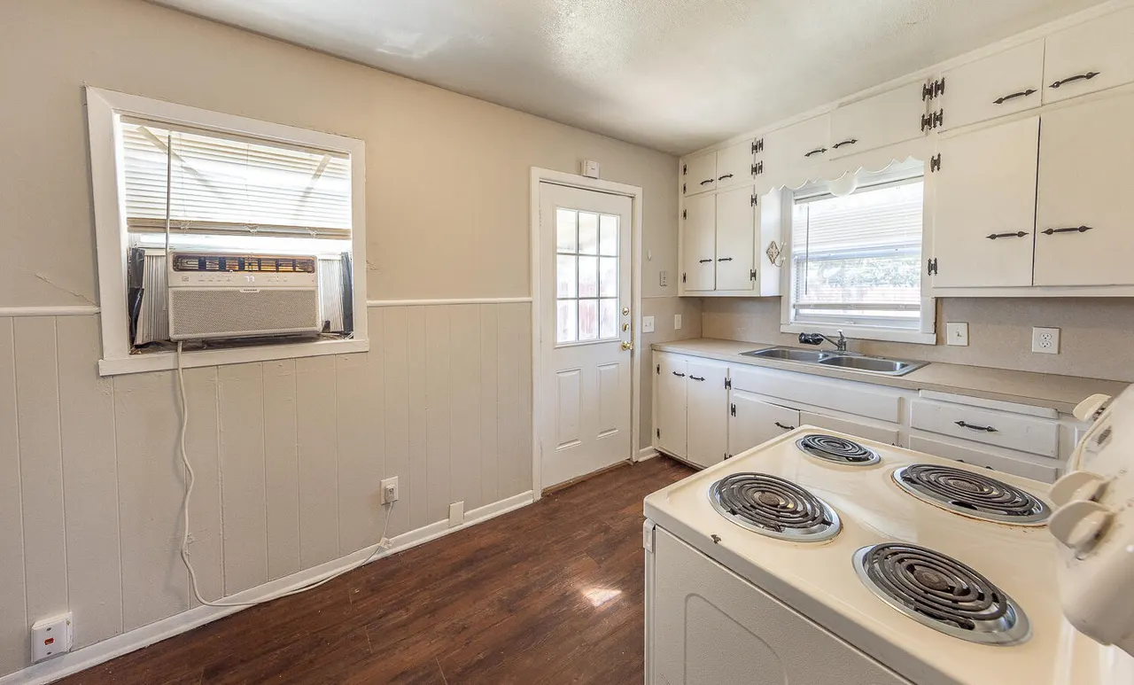 Photo 22 — 1101 65th Street, Lubbock, TX 79412