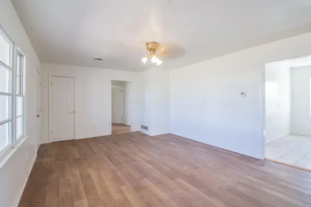 Photo 5 — 4621 35th Street, Lubbock, TX 79414