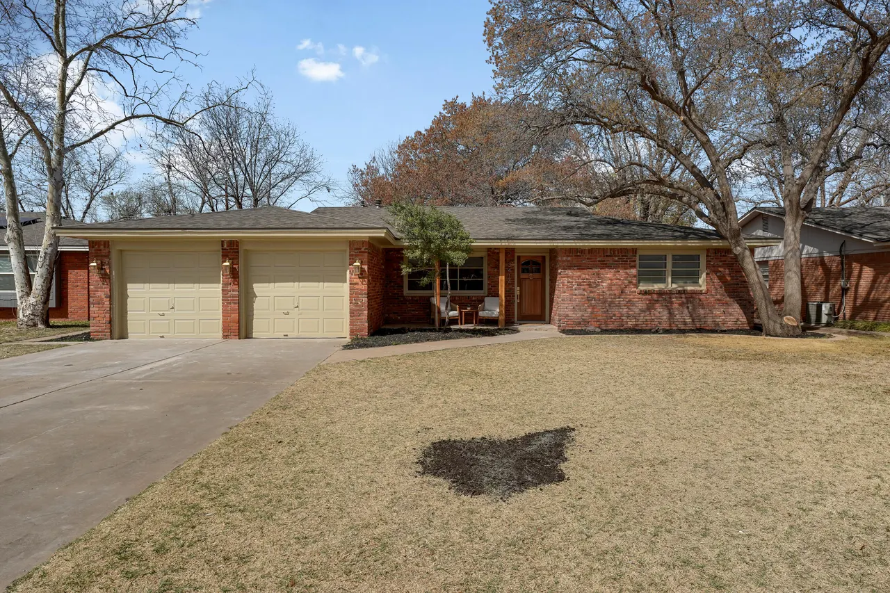 Photo 2 — 3414 62nd Street, Lubbock, TX 79413