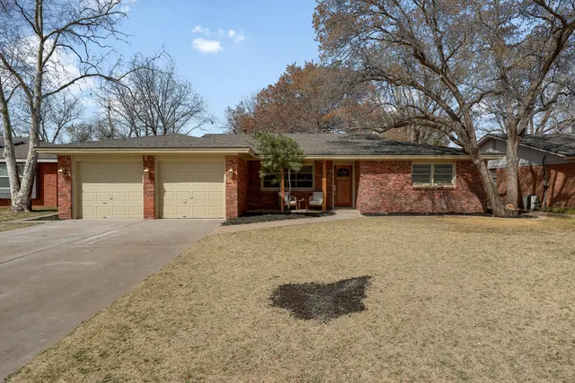 Photo 2 — 3414 62nd Street, Lubbock, TX 79413