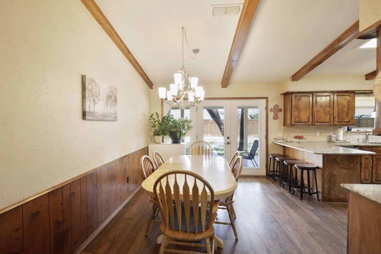 Photo 7 — 208 N Navasota Drive, Plainview, TX 79072
