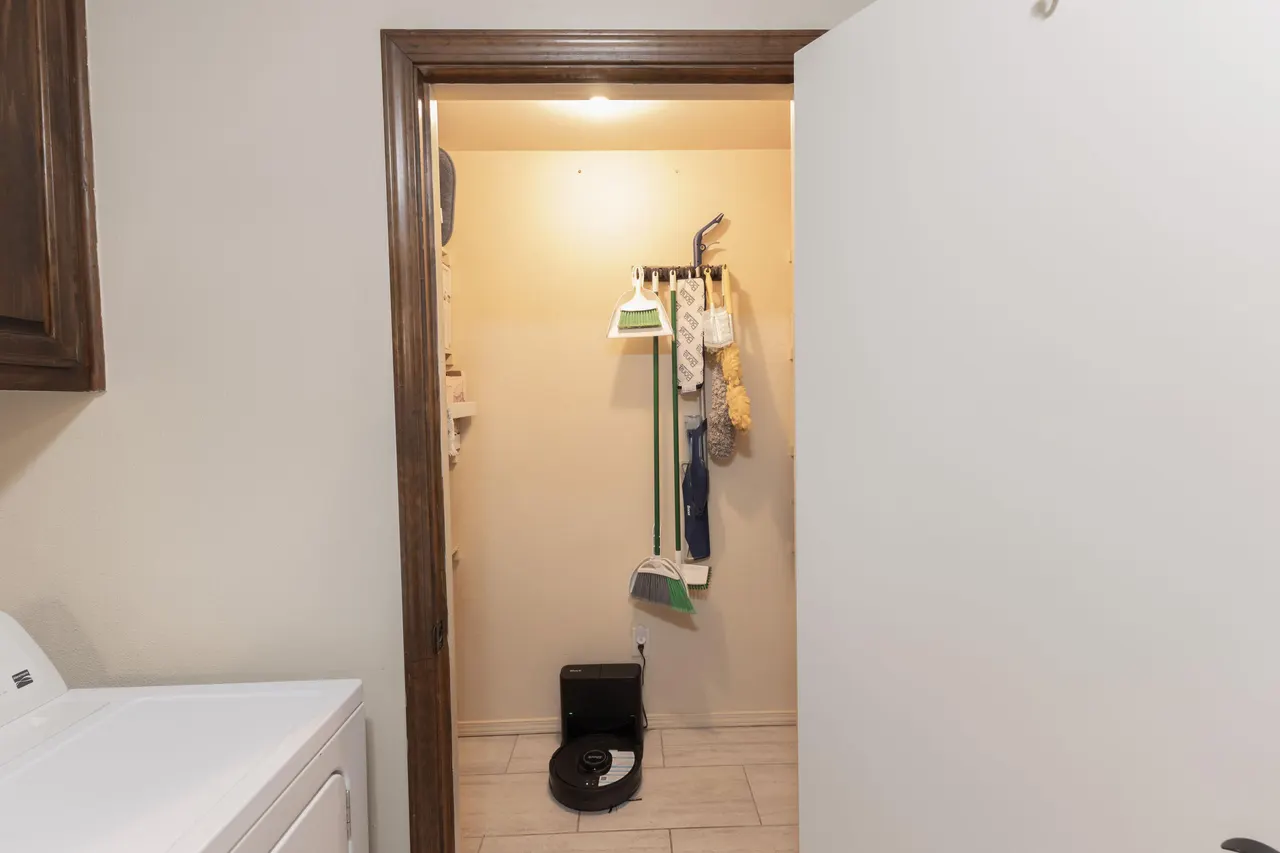 Photo 18 — 208 N Navasota Drive, Plainview, TX 79072