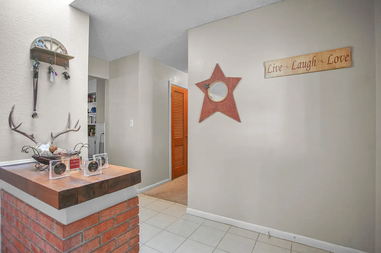 Photo 8 — 605 S Ayrshire Avenue, Crosbyton, TX 79322
