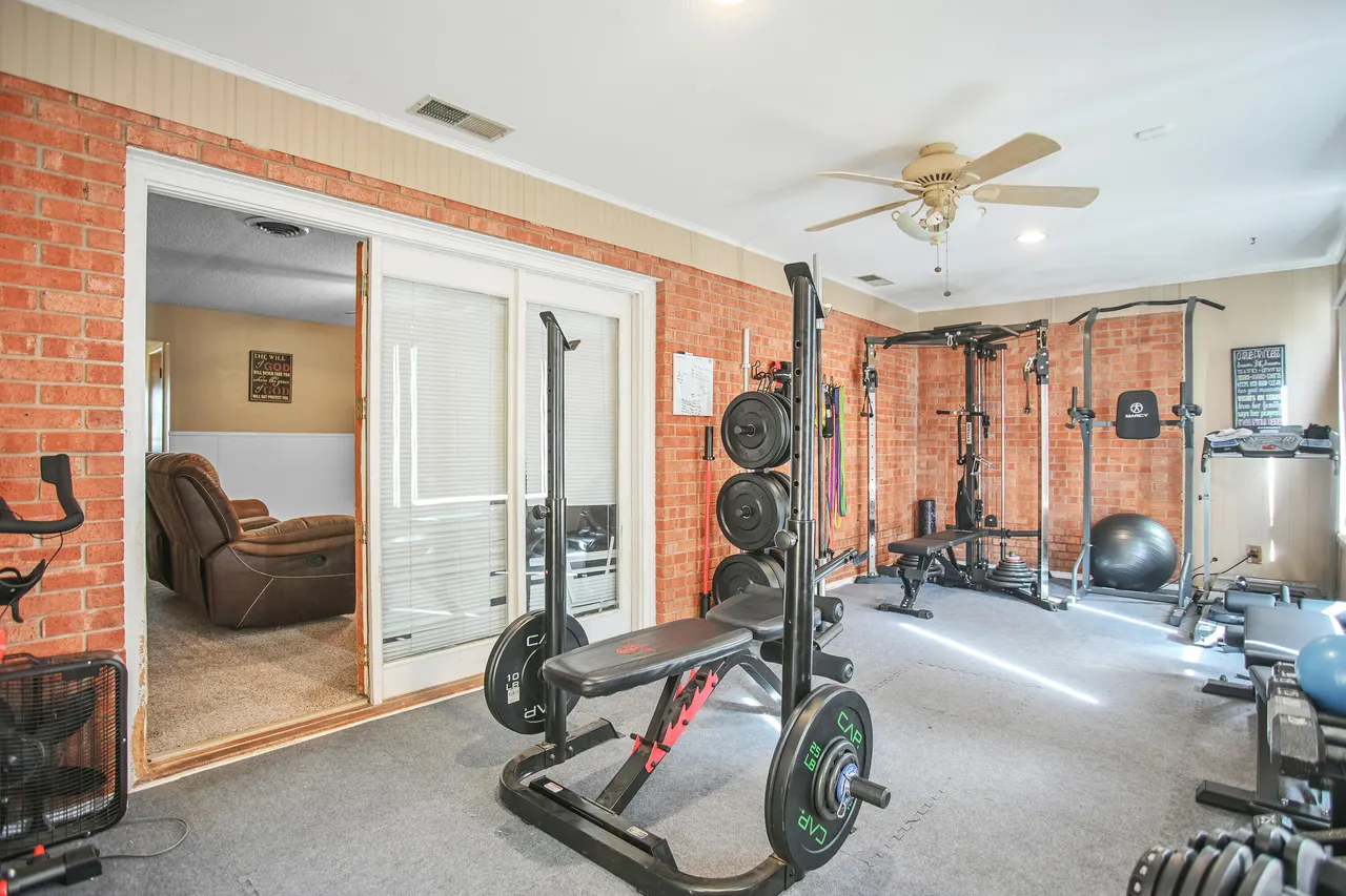 Photo 32 — 605 S Ayrshire Avenue, Crosbyton, TX 79322