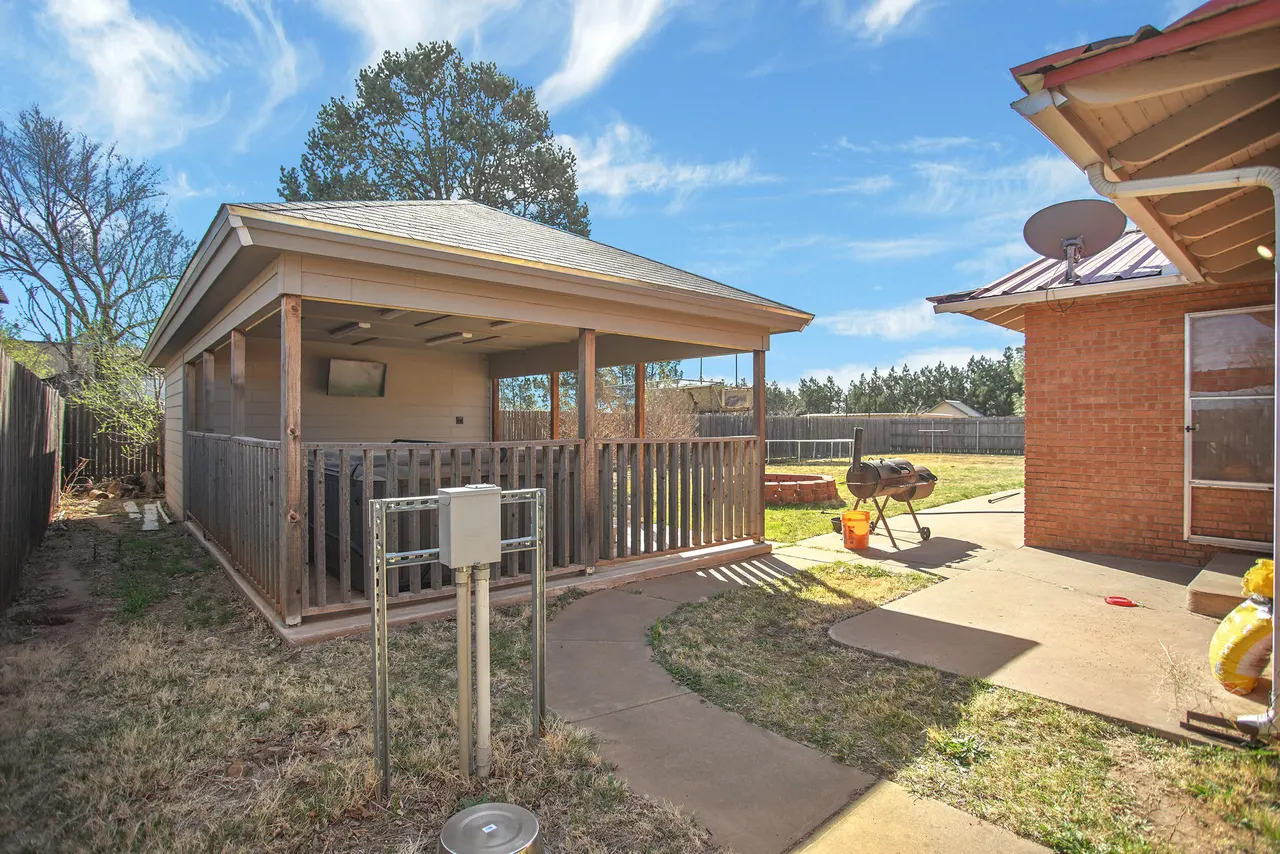 Photo 61 — 605 S Ayrshire Avenue, Crosbyton, TX 79322