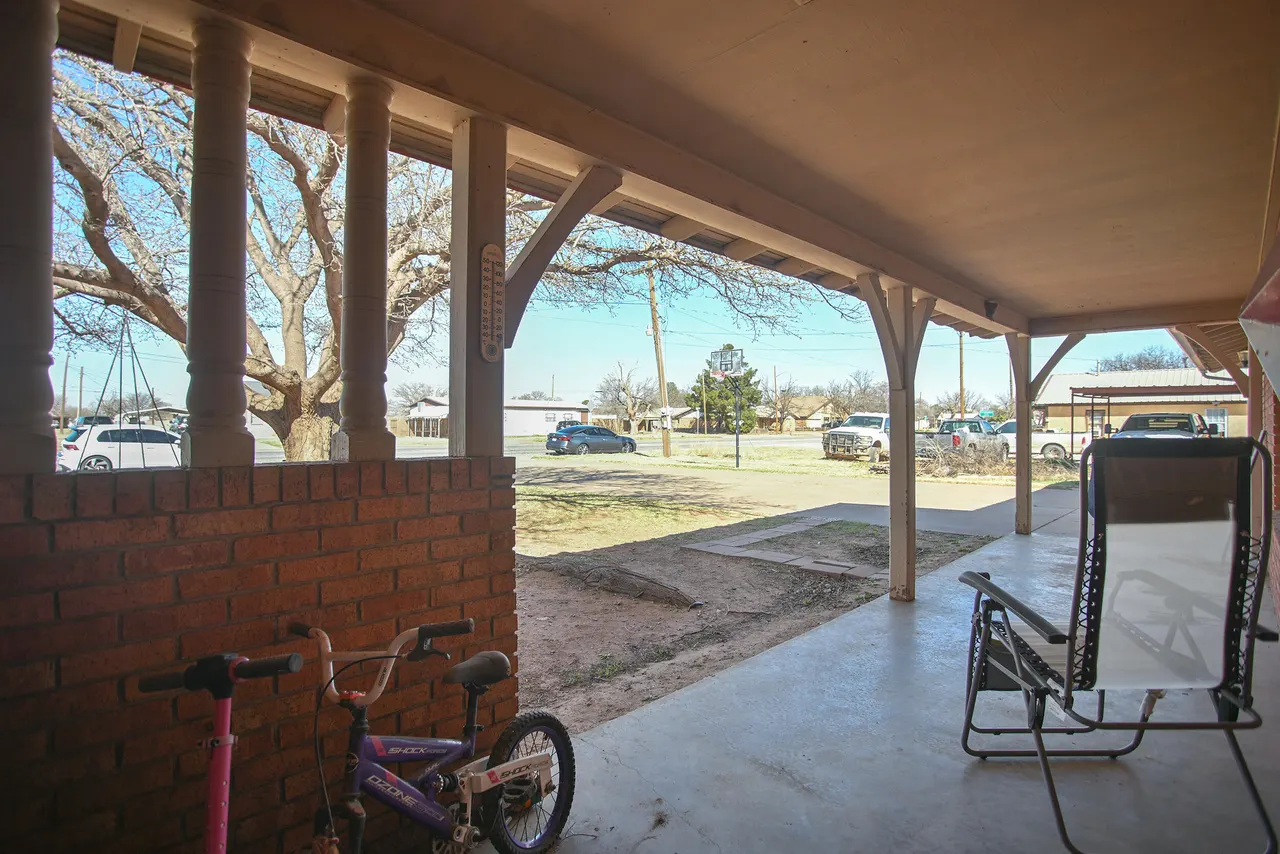 Photo 68 — 605 S Ayrshire Avenue, Crosbyton, TX 79322