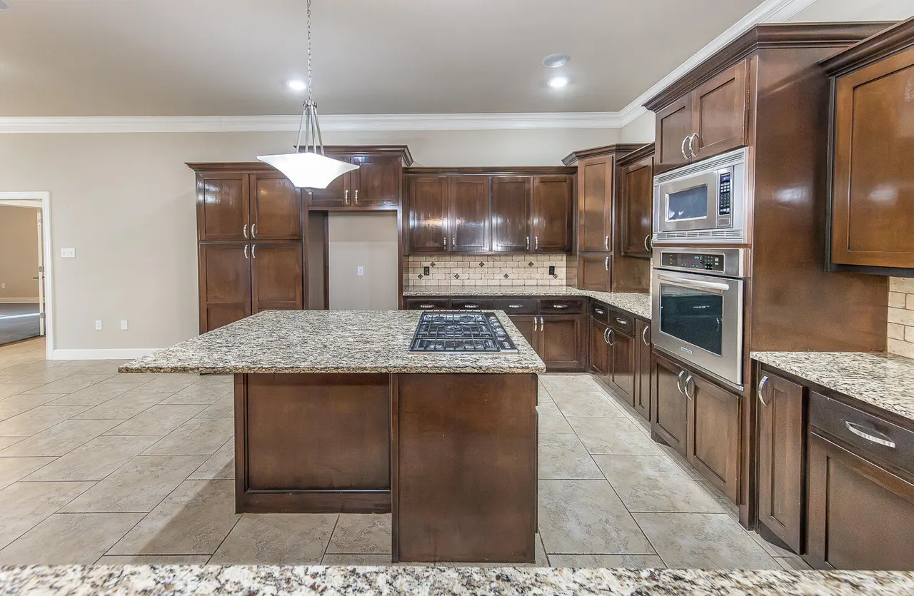 Photo 3 — 10110 Peoria Avenue, Lubbock, TX 79423