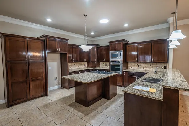 Photo 8 — 10110 Peoria Avenue, Lubbock, TX 79423