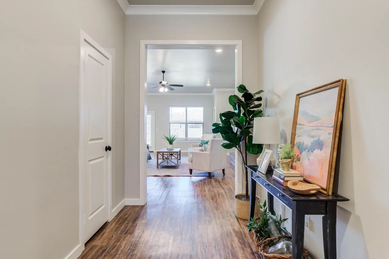 Photo 7 — 14102 Avenue R, Lubbock, TX 79423