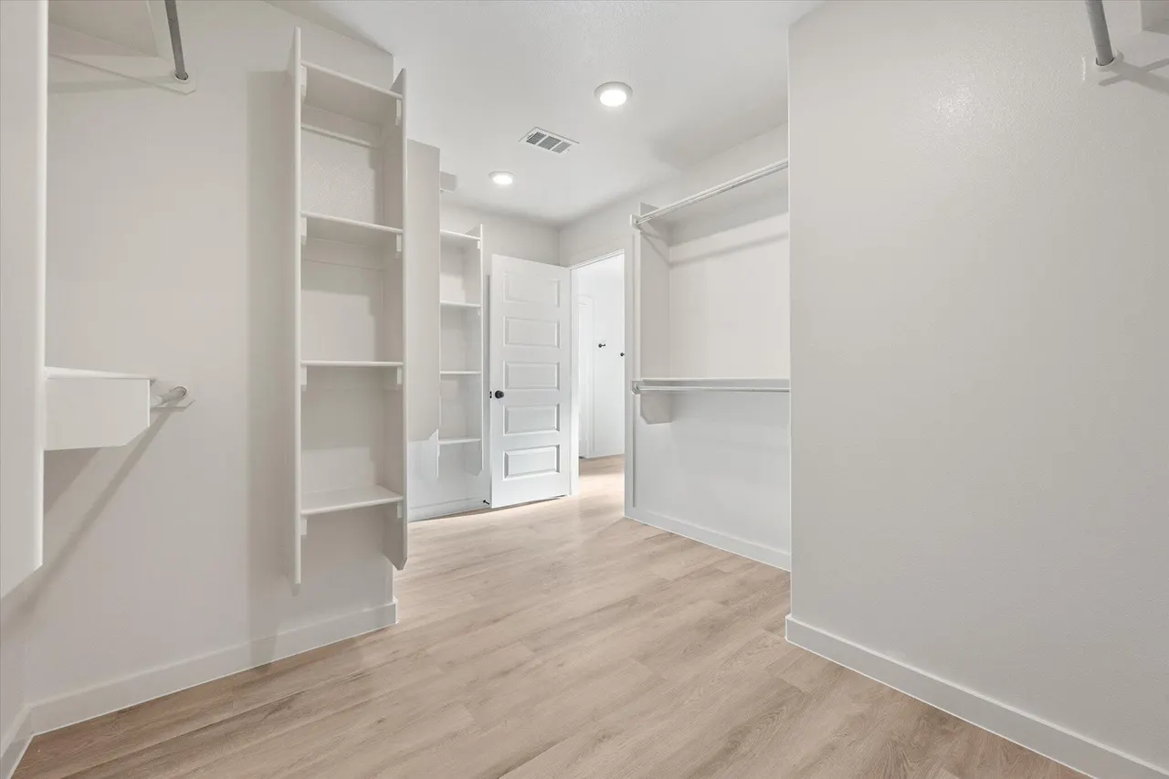 Photo 14 — 6927 53rd Street, Lubbock, TX 79407