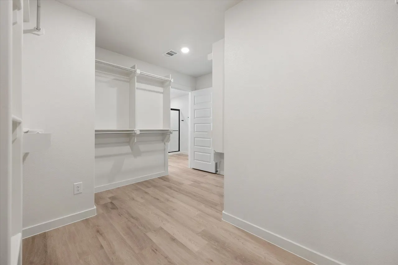 Photo 17 — 6925 53rd Street, Lubbock, TX 79407