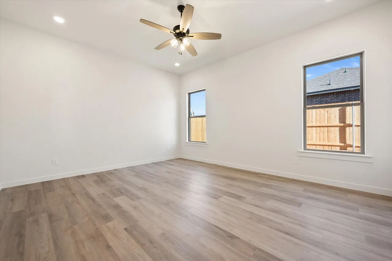 Photo 18 — 6925 53rd Street, Lubbock, TX 79407