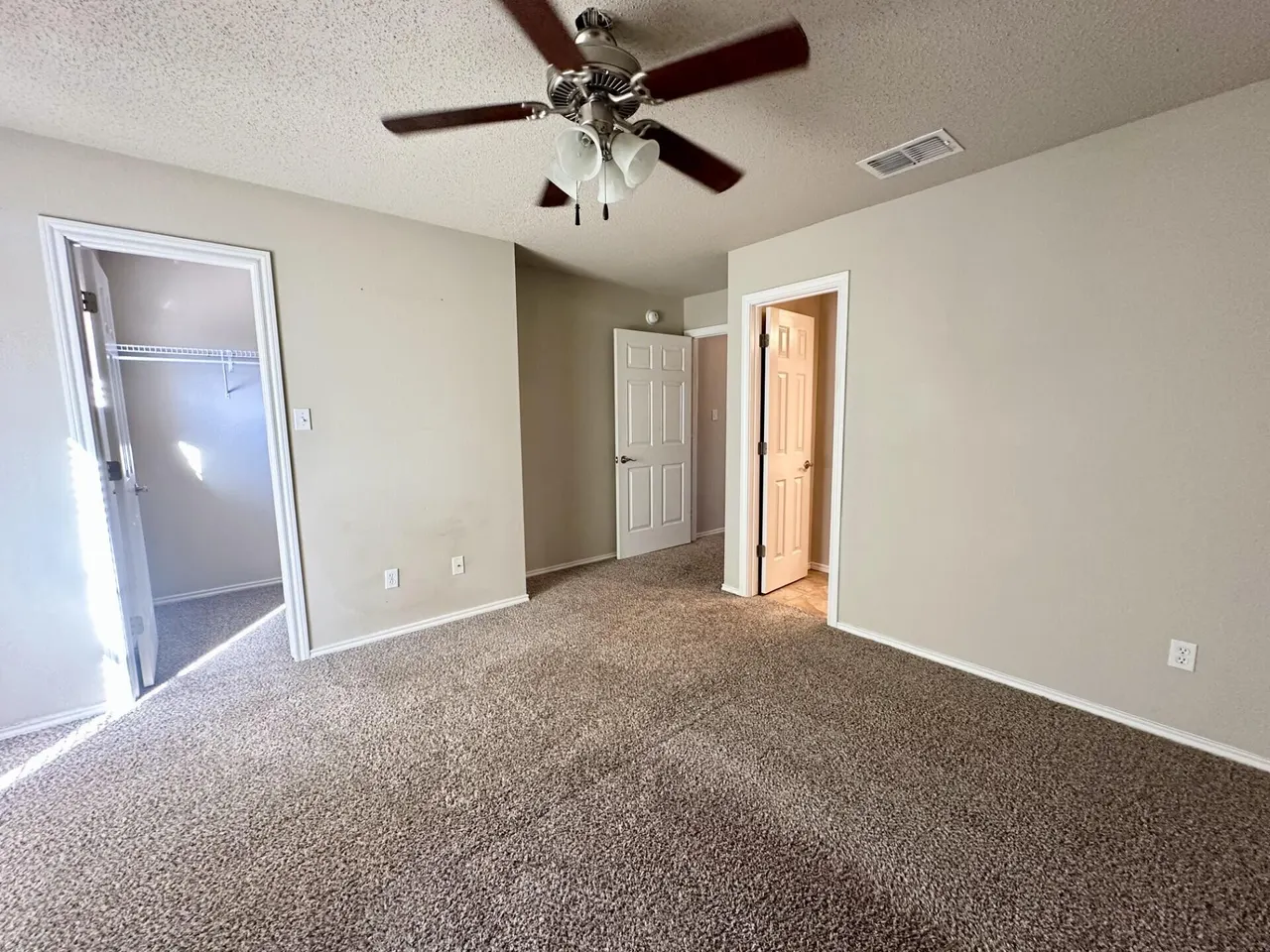 Photo 19 — 2106 Main Street APT 4, Lubbock, TX 79401