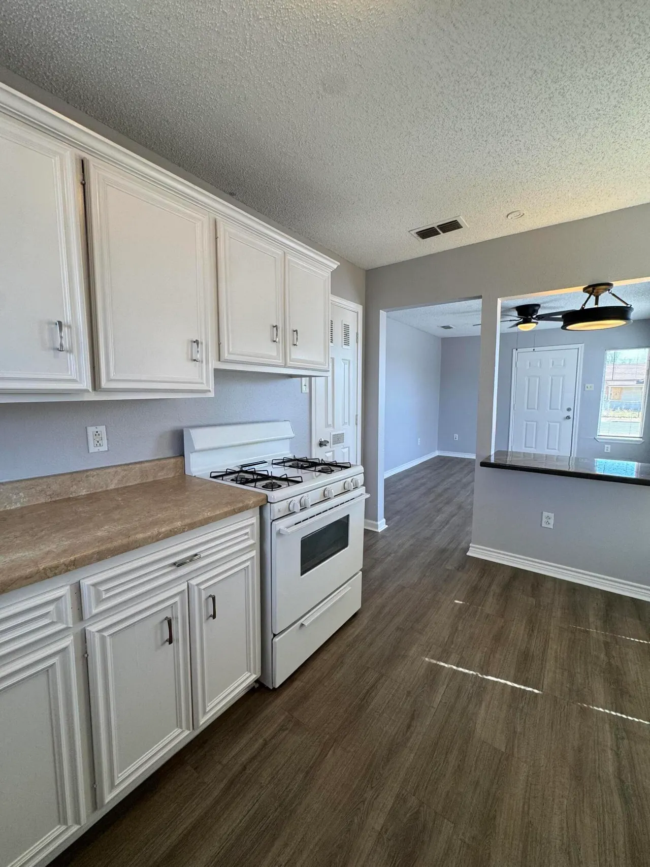 Photo 12 — 2624 Avenue K, Lubbock, TX 79411