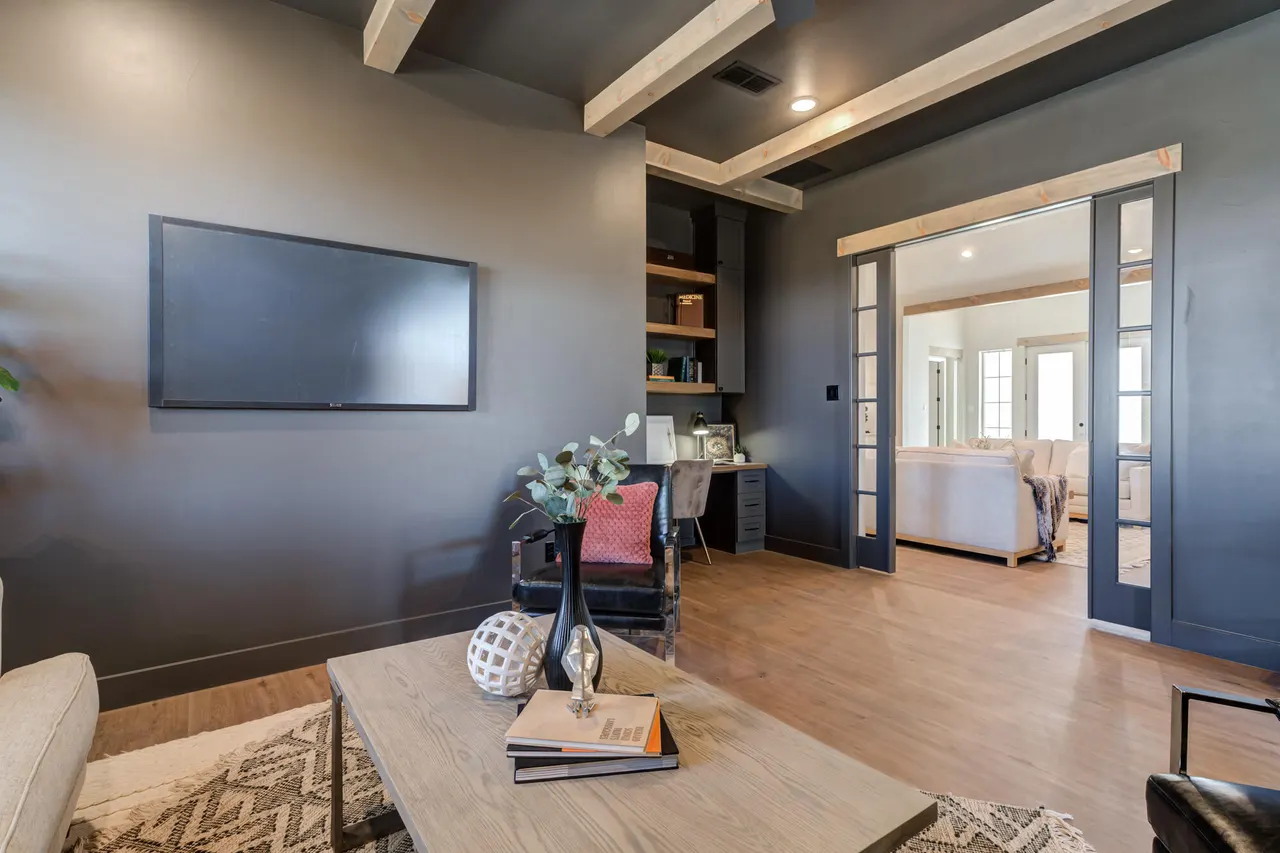 Photo 4 — 3808 123rd Street, Lubbock, TX 79423