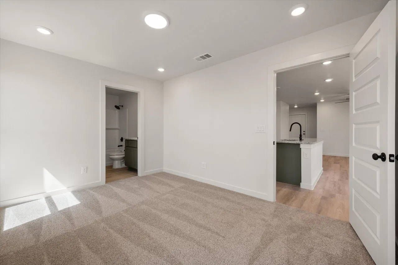 Photo 18 — 517 E 24th Street, Wolfforth, TX 79382