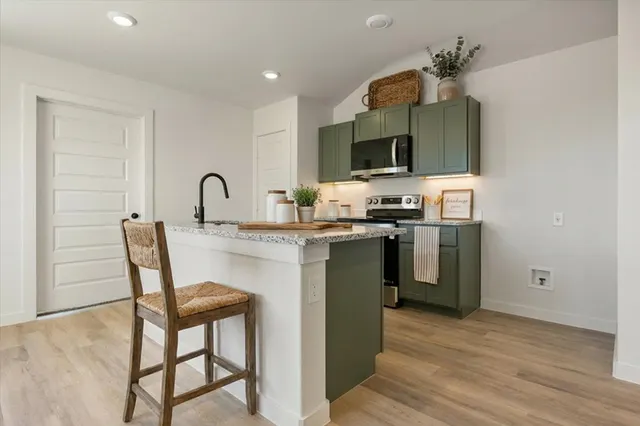 Photo 8 — 517 E 24th Street, Wolfforth, TX 79382