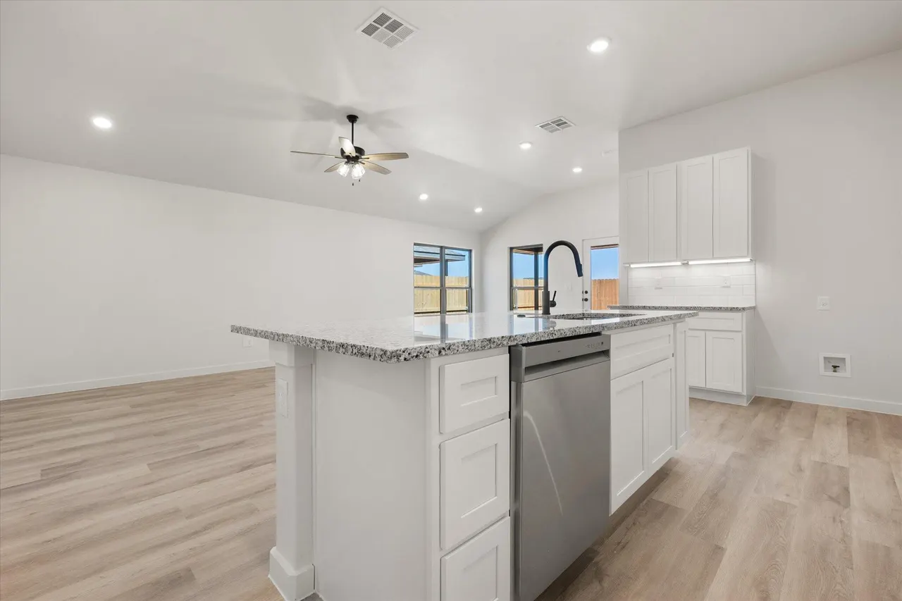 Photo 8 — 2404 Bryan Avenue, Wolfforth, TX 79382