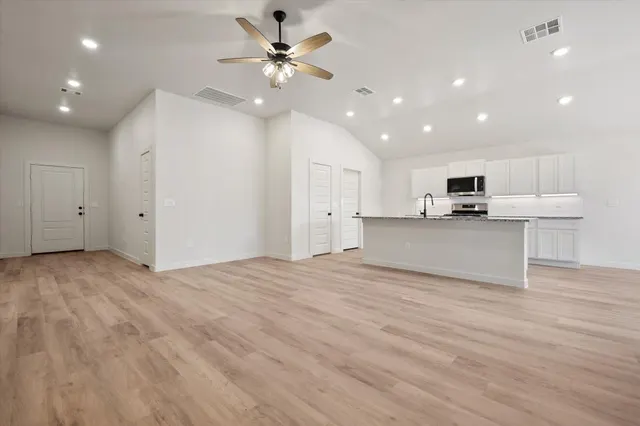 Photo 7 — 2403 Bryan Avenue, Wolfforth, TX 79382