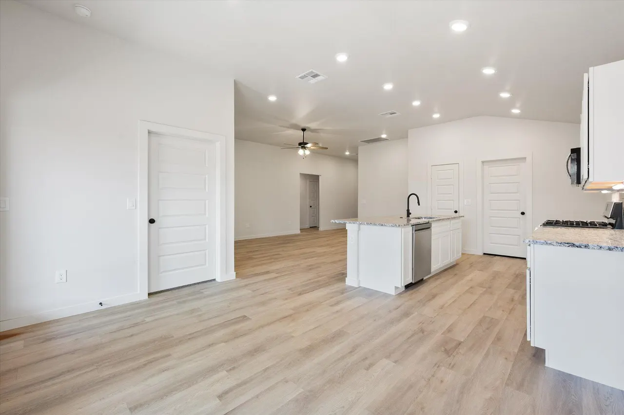 Photo 11 — 2403 Bryan Avenue, Wolfforth, TX 79382