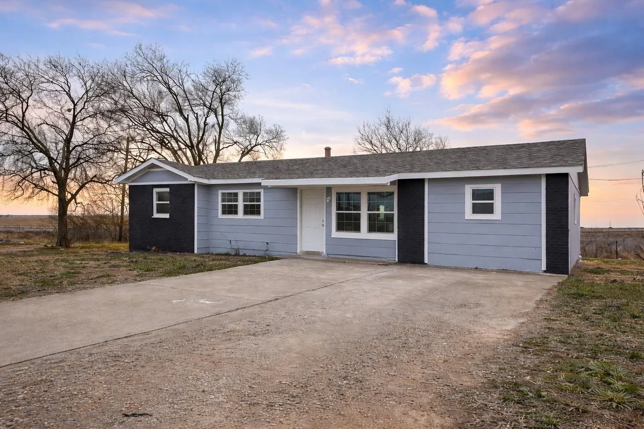 Photo 2 — 3512 E Baylor Street, Lubbock, TX 79403