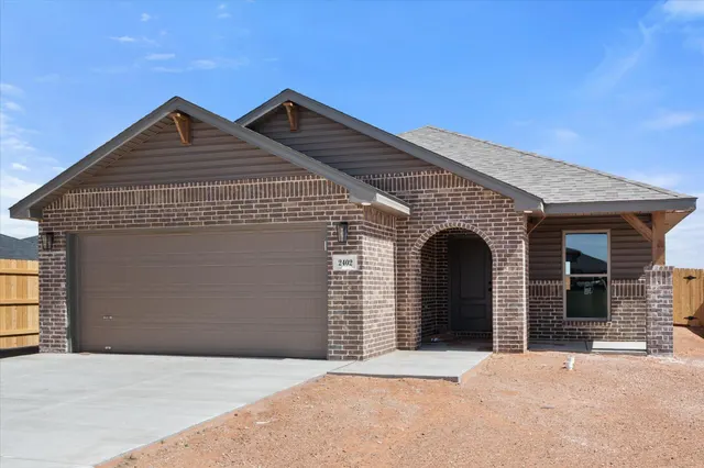 Photo 4 — 2402 Bryan Avenue, Wolfforth, TX 79382